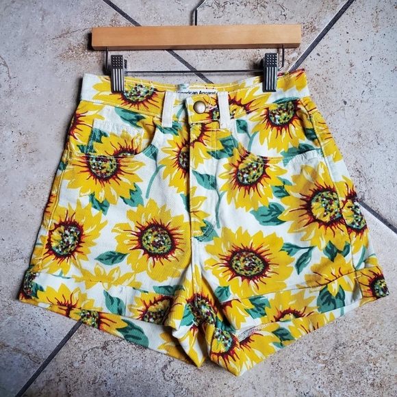 American Apparel Sunflower Denim Shorts Women's Fashion Bottoms - Picture 2 of 3